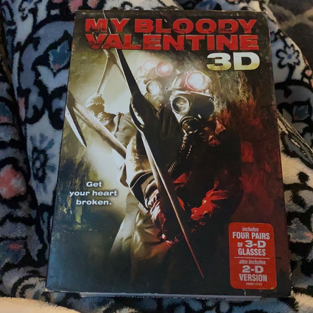 My Bloody Valentine, 3D. Comes with glasses